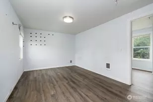 295 N 8th St, Saint Helens, OR 97051 - Photo 8