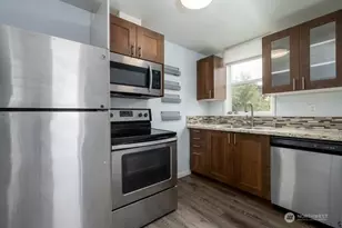 295 N 8th St, Saint Helens, OR 97051 - Photo 12