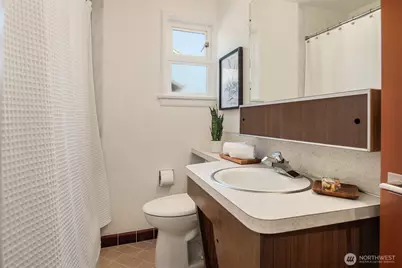 2313 47th Avenue SW, Seattle, WA 98116 - Photo 16