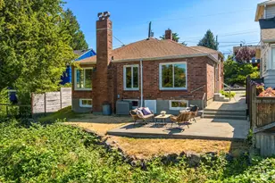 2313 47th Ave SW, Seattle, WA 98116 - Photo 28