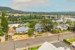 909 Center St, Oregon City, OR 97045 - Photo 38