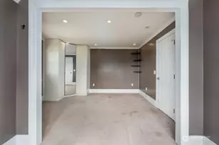 909 Center St, Oregon City, OR 97045 - Photo 24