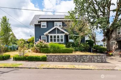 909 Center Street, Oregon City, OR 97045 - Photo 2