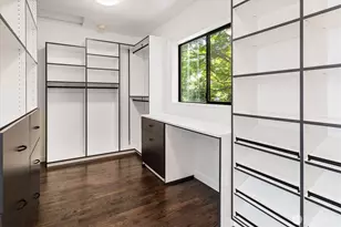 2364 Hobart Ave SW, Seattle, WA 98116 - Photo 28