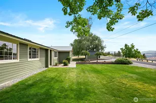 820 Summit Blvd, Manson, WA 98831 - Photo 4
