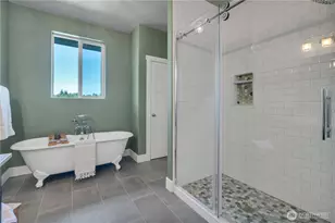 4705 Lakeridge Dr E, Lake Tapps, WA 98391 - Photo 18