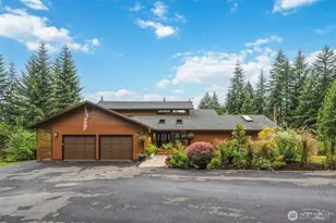 15317 NE Winsor Dr, Brush Prairie, WA 98606 - Photo 2