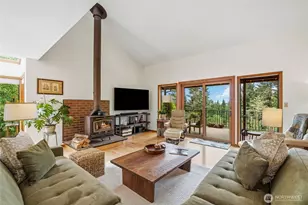 15317 NE Winsor Dr, Brush Prairie, WA 98606 - Photo 4