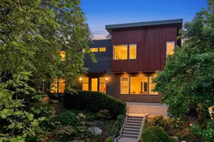1533 38th Ave E, Seattle, WA 98112 - Photo 1