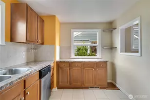 4310 E C St, Tacoma, WA 98404 - Photo 8