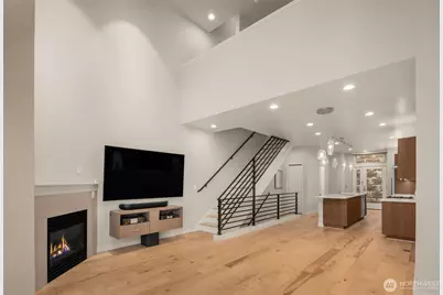 4286 213th Place SE #1, Issaquah, WA 98029 - Photo 2