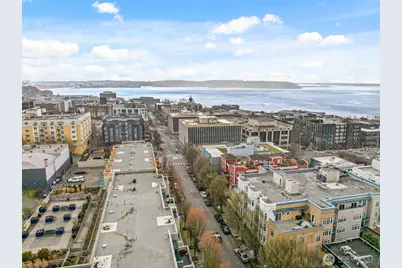17 W Mercer Street #206, Seattle, WA 98119 - Photo 32