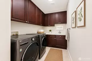 24121 NE 1st Pl, Sammamish, WA 98074 - Photo 16