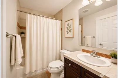 24121 NE 1st Place, Sammamish, WA 98074 - Photo 18