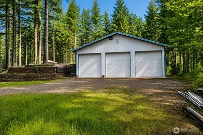511 NE Lakeshore Drive N, Tahuya, WA 98588 - Photo 2