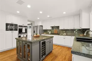 23420 SE 28th Ct, Sammamish, WA 98075 - Photo 4