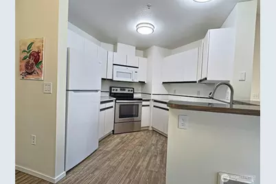 11130 SE 208th Street #B204, Kent, WA 98031 - Photo 8
