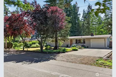 413 Thrasher Avenue NE, North Bend, WA 98045 - Photo 4