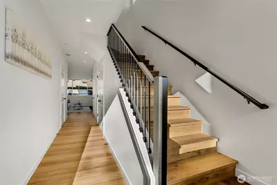 629 107th Place SW #A, Everett, WA 98204 - Photo 2