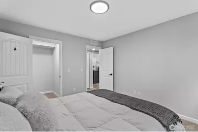 28313 Redondo Way S #301, Des Moines, WA 98198 - Photo 18