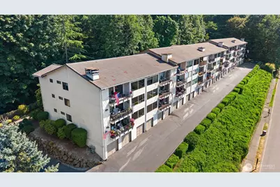 28313 Redondo Way S #301, Des Moines, WA 98198 - Photo 2