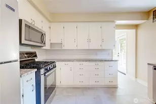 724 Valencia St, Walla Walla, WA 99362 - Photo 10
