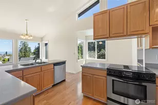 1311 E 5th St, Port Angeles, WA 98362 - Photo 12