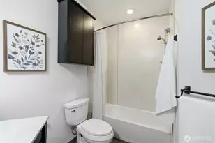 2033 2nd Ave, Seattle, WA 98121 - Photo 20