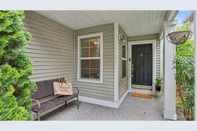 14572 SE 153rd Place, Renton, WA 98058 - Photo 2