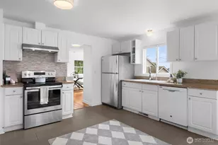 10835 35th Ave SW, Seattle, WA 98146 - Photo 14