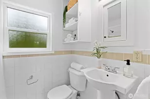 10835 35th Ave SW, Seattle, WA 98146 - Photo 20
