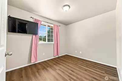 20109 69th Avenue E, Spanaway, WA 98387 - Photo 10