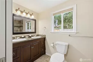 5713 187th Ave E, Lake Tapps, WA 98391 - Photo 10