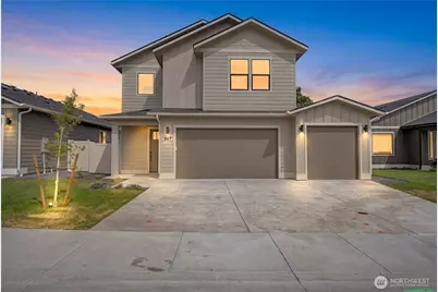 567 S Perry Avenue, East Wenatchee, WA 98802 - Photo 1
