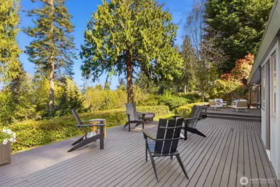 10700 NE Broomgerrie Road, Bainbridge Island, WA 98110 - Photo 14