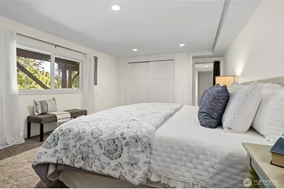 9652 42nd Avenue NE, Seattle, WA 98115 - Photo 30
