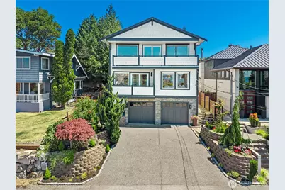 4048 56th Avenue SW, Seattle, WA 98116 - Photo 2