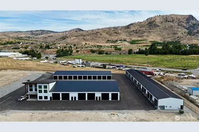 73 E Shop Avenue #A13, Chelan, WA 98816 - Photo 4