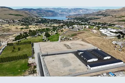 73 E Shop Avenue #A13, Chelan, WA 98816 - Photo 2