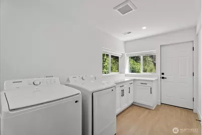 18001 77th Street E, Bonney Lake, WA 98391 - Photo 34