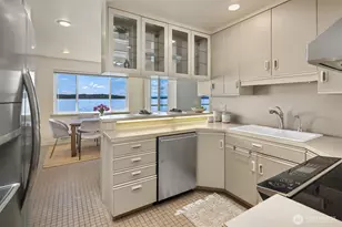 10203 47th Ave SW, Seattle, WA 98146 - Photo 10