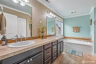 10015 1st St NE, Lake Stevens, WA 98258 - Photo 20