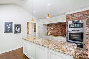 2109 38th Ave E, Seattle, WA 98112 - Photo 12