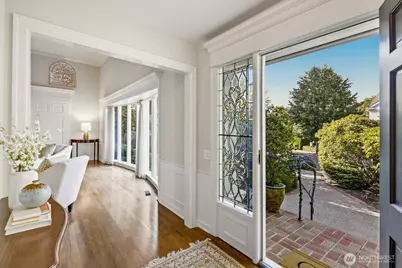 2109 38th Avenue E, Seattle, WA 98112 - Photo 4