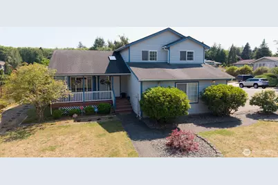 1027 Franklin Drive, Cosmopolis, WA 98537 - Photo 1