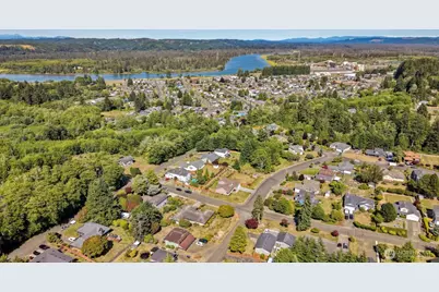 1027 Franklin Drive, Cosmopolis, WA 98537 - Photo 32