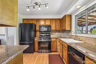 10015 NW 17th Ave, Vancouver, WA 98685 - Photo 10