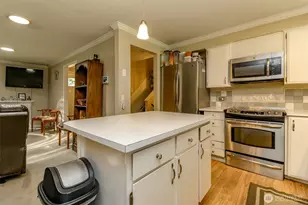1301 Bel Air Rd, Tacoma, WA 98406 - Photo 10