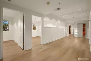7 10th Ave, Kirkland, WA 98033 - Photo 32