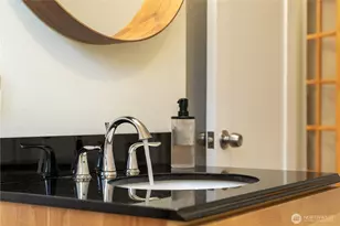 8005 NE 120th St, Kirkland, WA 98034 - Photo 28